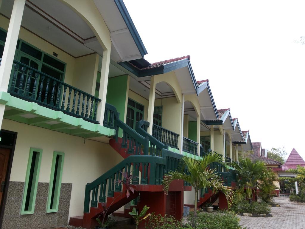 Pasir Putih Resort Bengkulu Rum bild