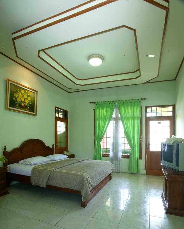 Pasir Putih Resort Bengkulu Rum bild