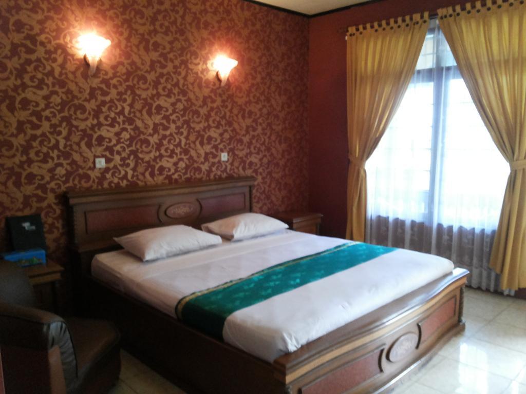 Pasir Putih Resort Bengkulu Rum bild