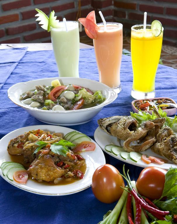 Pasir Putih Resort Bengkulu Exteriör bild